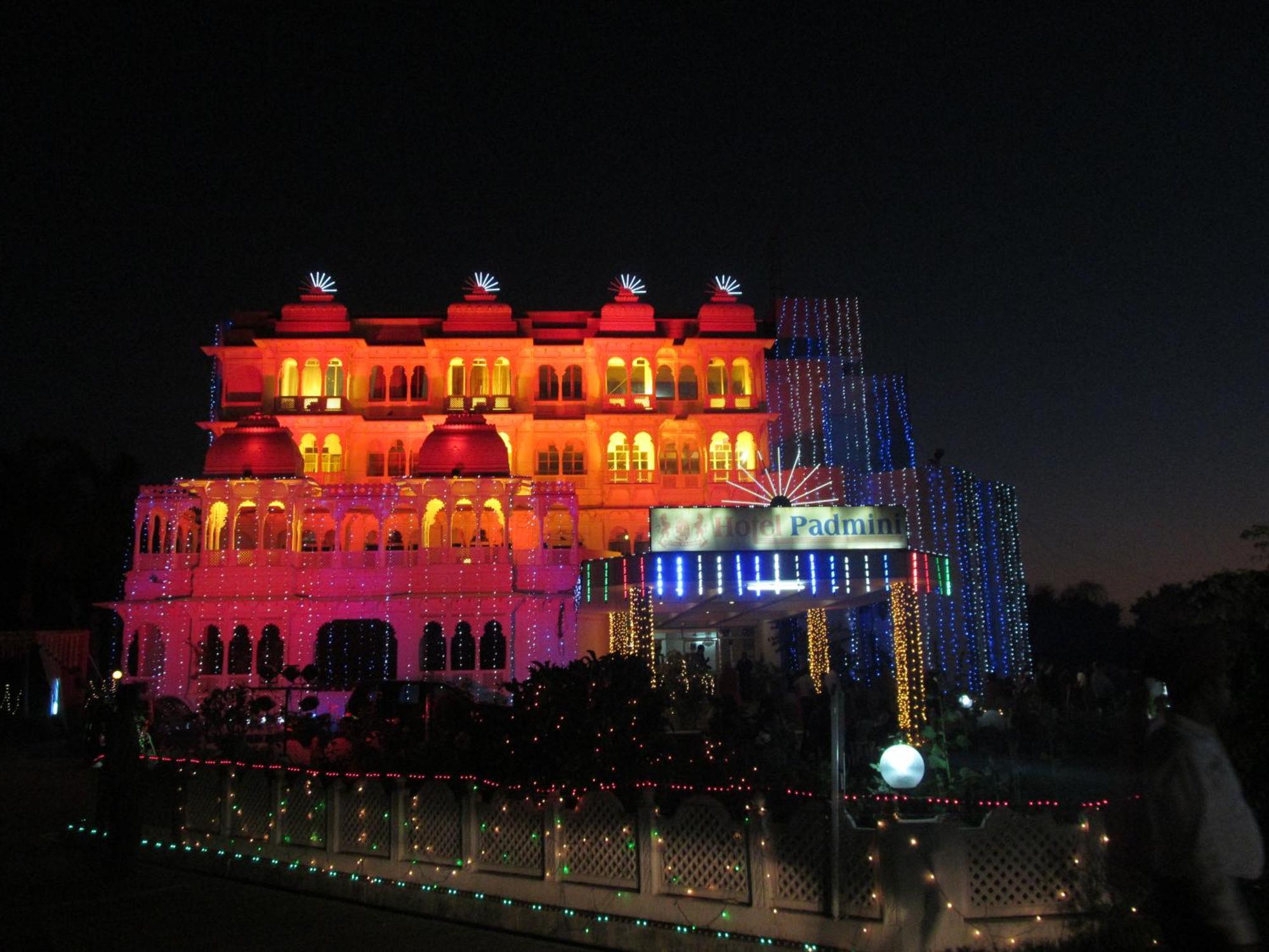 Hotel Padmini Chittorgarh Eksteriør bilde